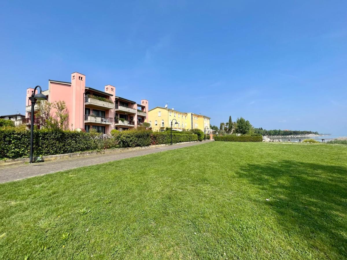 Residence Virgilio Sirmione Kültér fotó