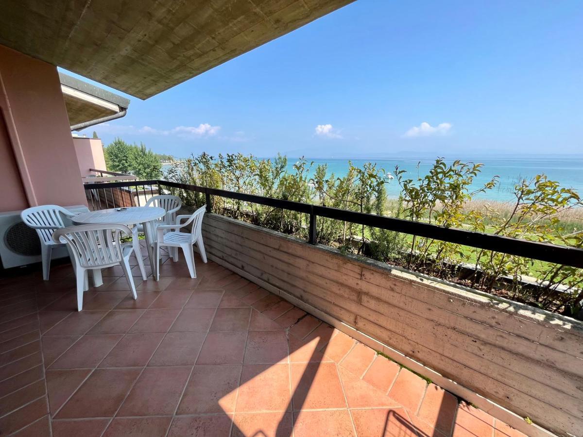 Residence Virgilio Sirmione Kültér fotó