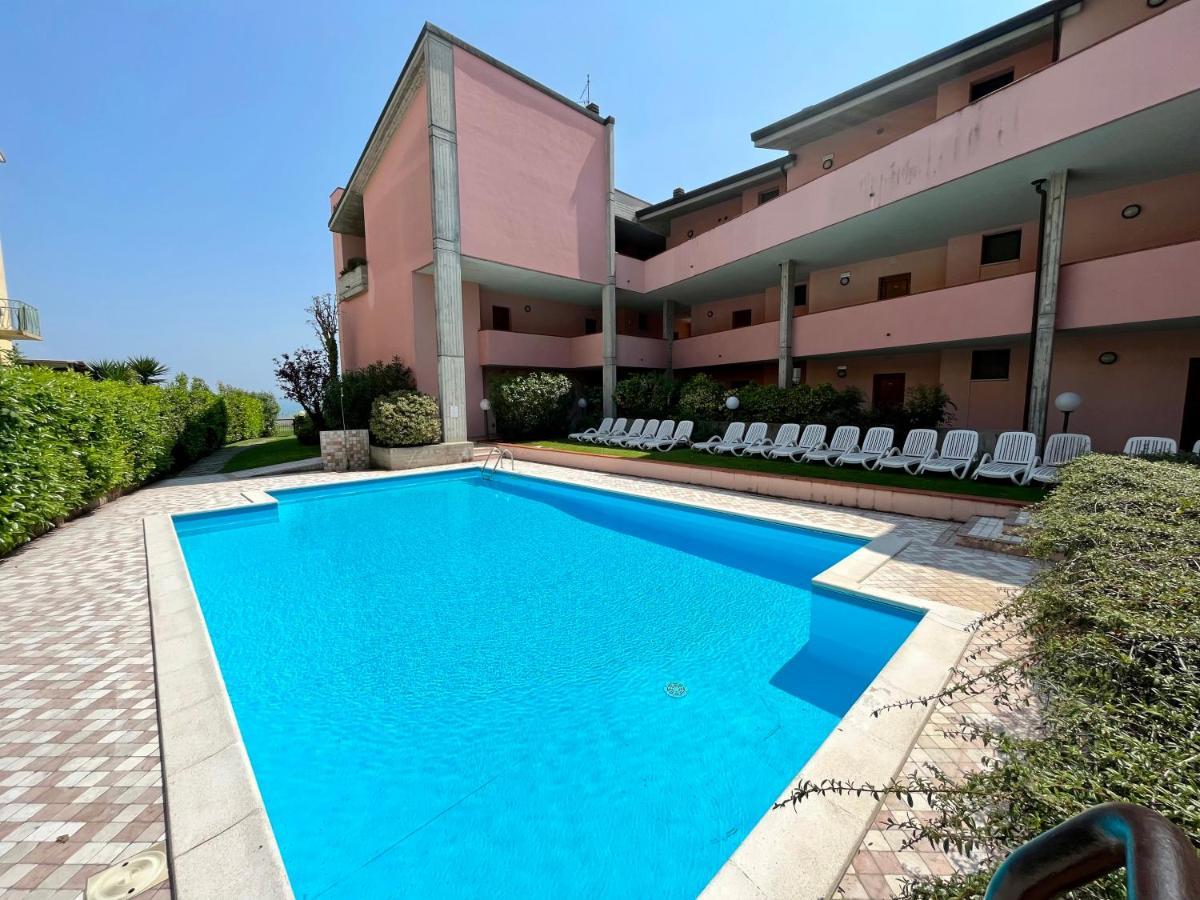 Residence Virgilio Sirmione Kültér fotó