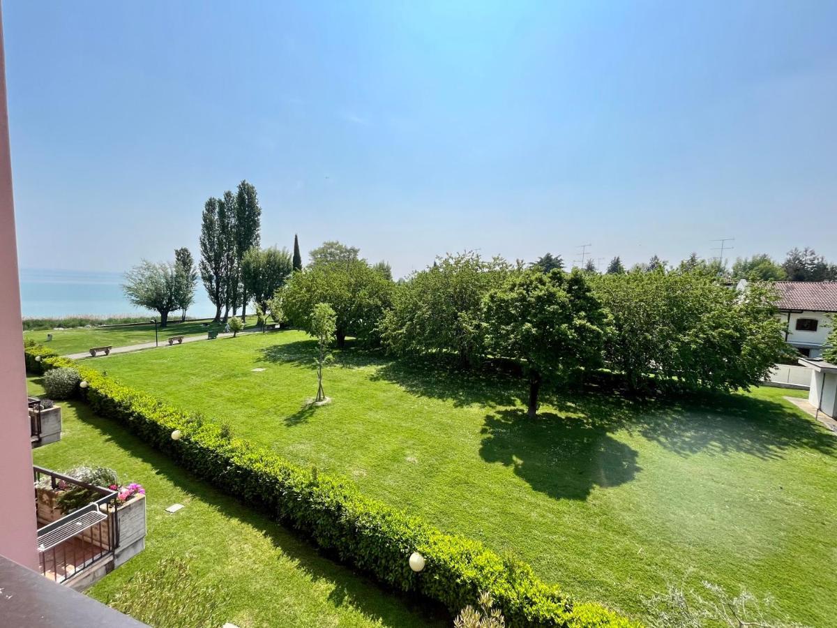 Residence Virgilio Sirmione Kültér fotó