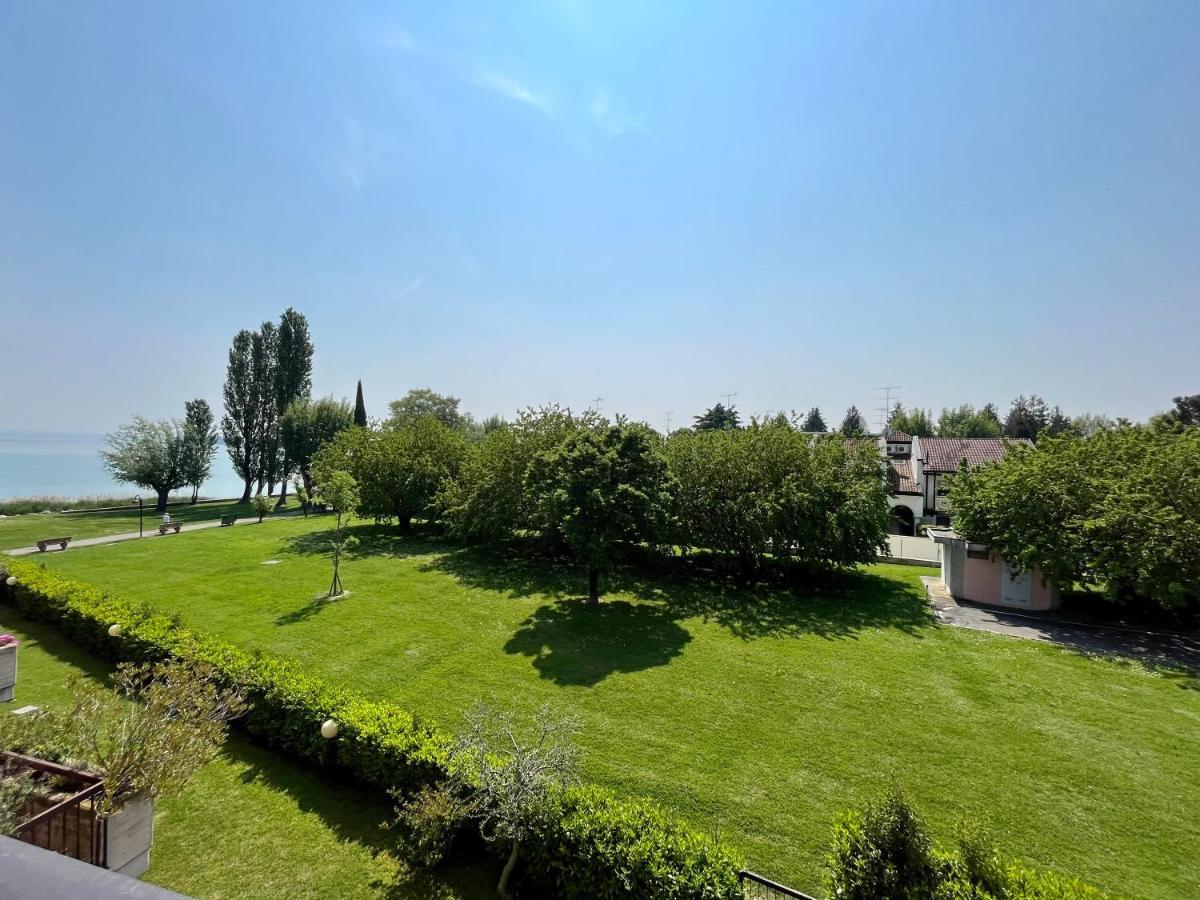 Residence Virgilio Sirmione Kültér fotó