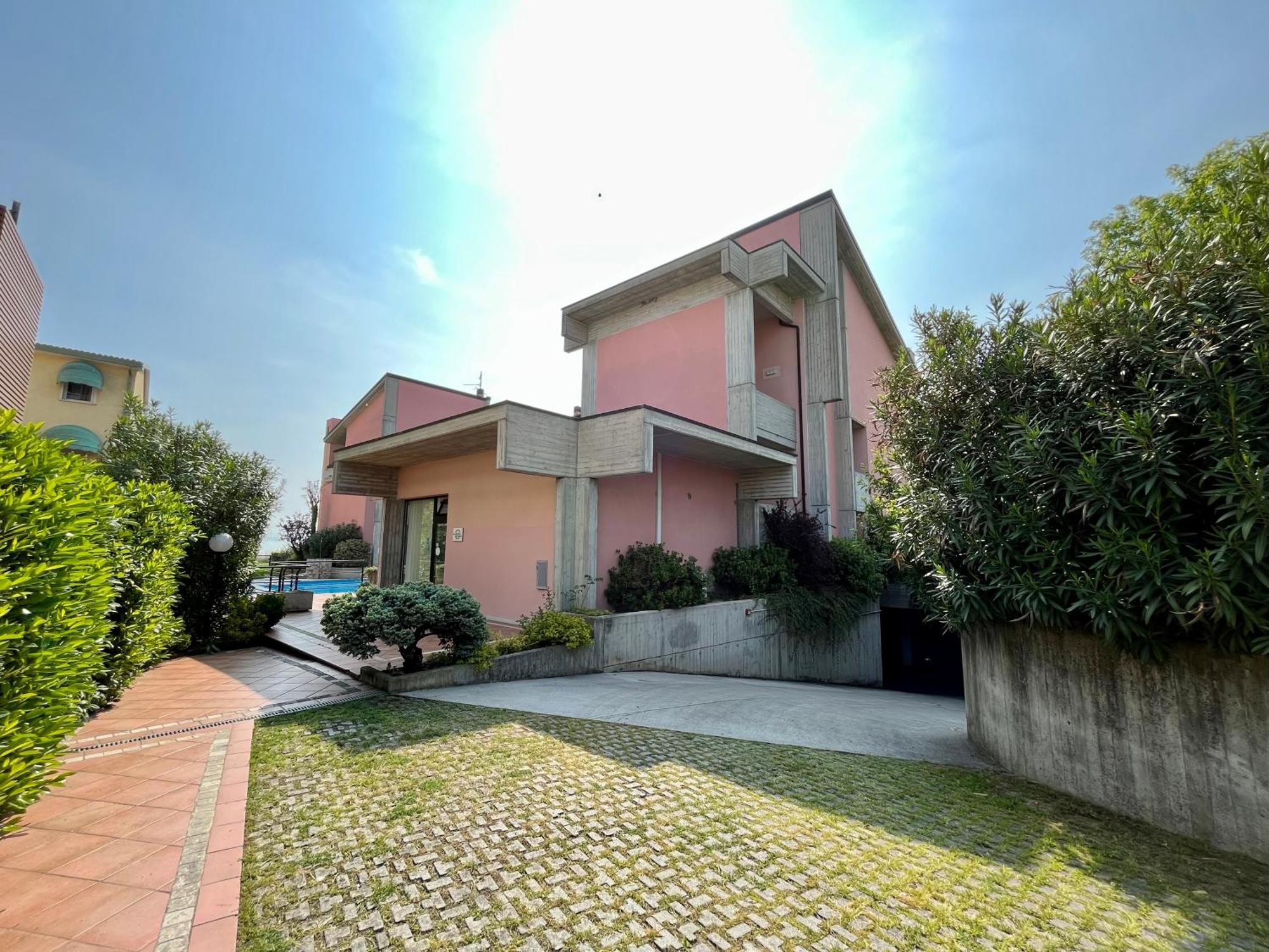 Residence Virgilio Sirmione Kültér fotó